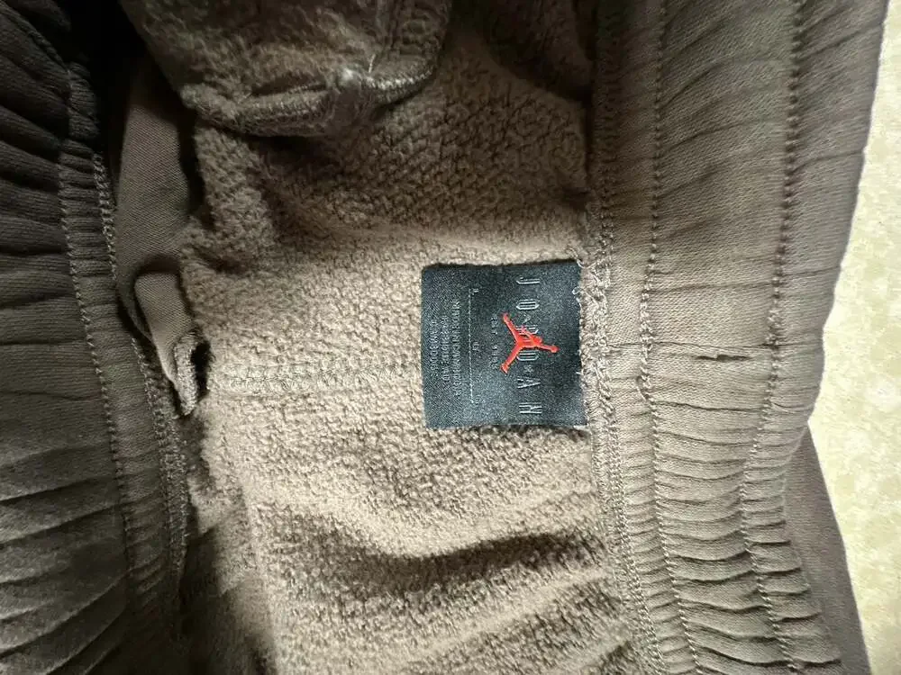 Jordan Artist Series by Umar Rashid Flight Fleece Sweatpants - Palomino/Sail